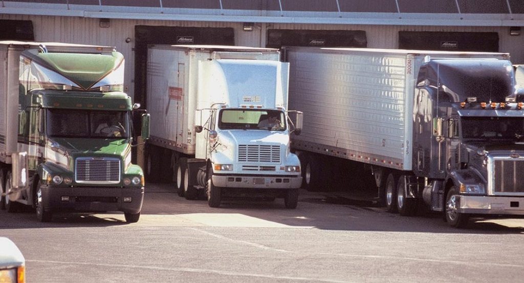 How To Line Up the Right Trailer for Your Semi-Truck