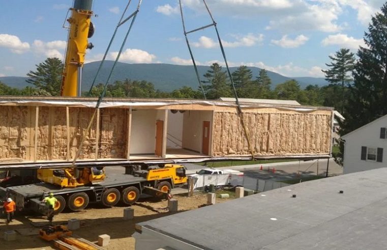 Advantages of Modular E-House Manufacturers Over Traditional Stick-Built Construction