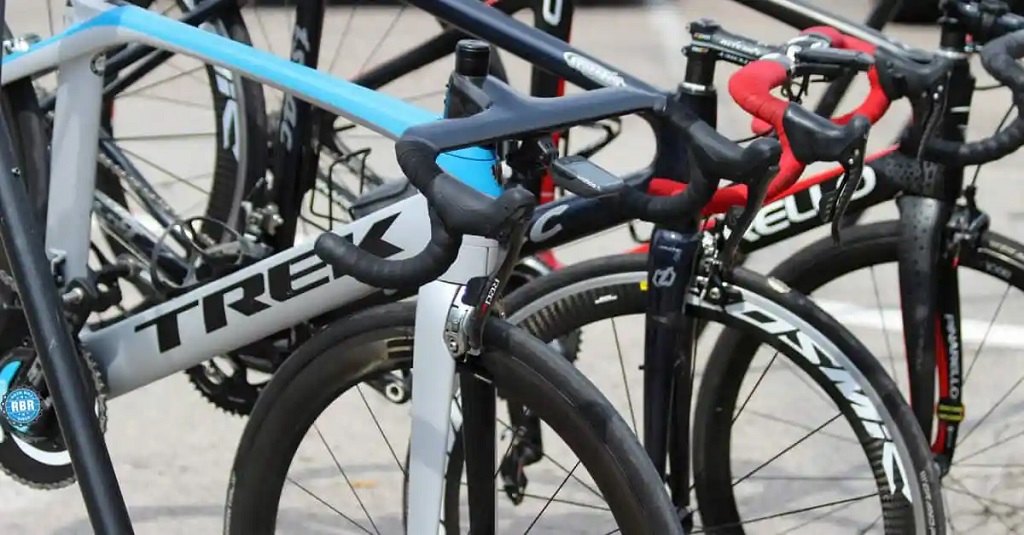 Top 4 Reasons to Shop for Used Road Bikes Online