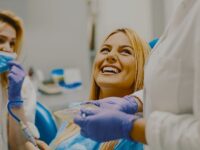 how to choose the right dentist