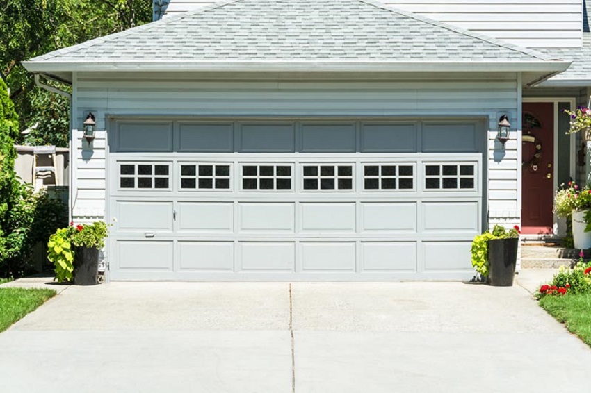 Understanding the Lifespan of Commercial Garage Doors: Maintenance Best Practices