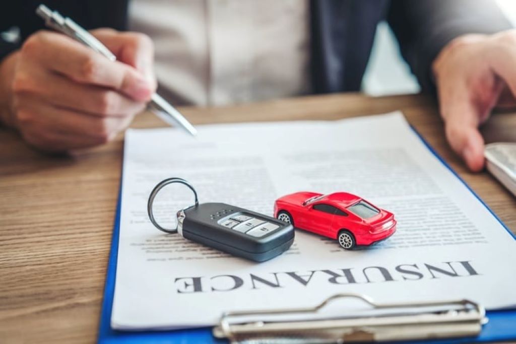 Balancing Cost and Coverage in Auto Insurance Plans