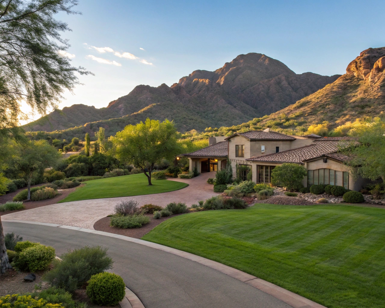 Comprehensive Guide to Purchasing Your First Home in Paradise Valley, Arizona